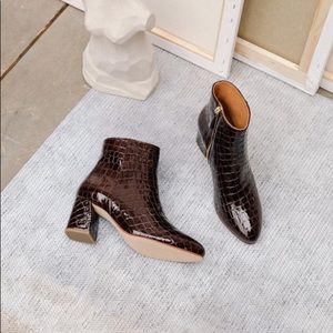 Bobbies Crocodile Brown Boots